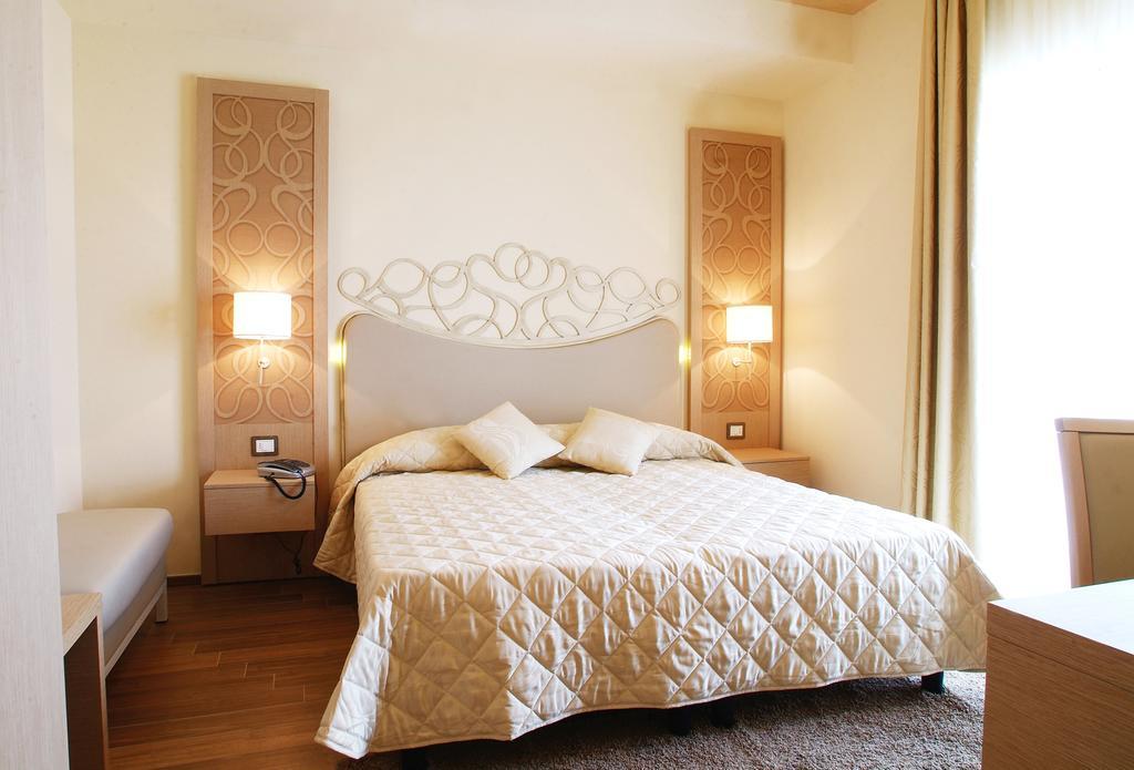 Hotel Duchessa Della Sila San Giovanni in Fiore Quarto foto